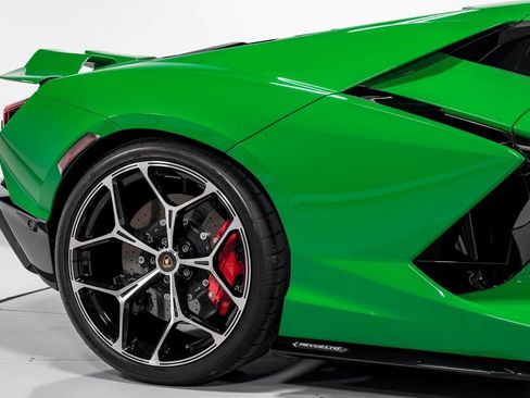 Used 2024 Lamborghini Revuelto image 46