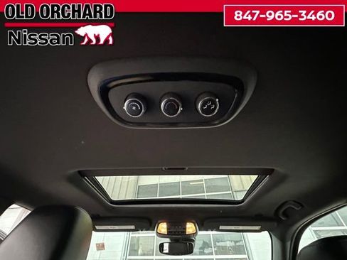 Used 2022 Dodge Durango GT image 14