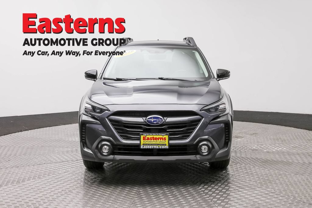 Used 2023 Subaru Outback Limited AWD/4WD image 4