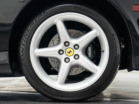 Used 1998 Ferrari 550 Maranello Coupe RWD image 11
