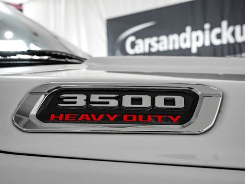Used 2024 RAM 3500 Big Horn AWD/4WD image 43