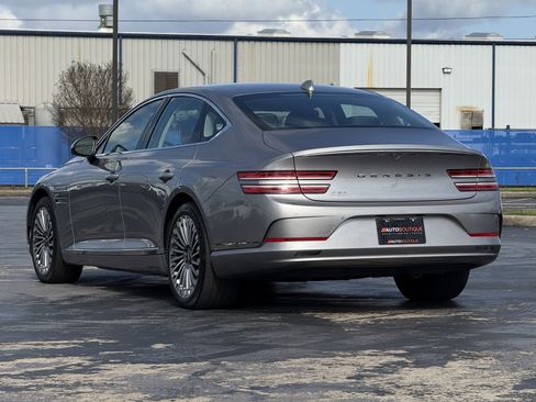 Used 2023 Genesis G80 image 11