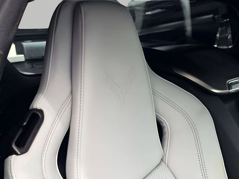 Used 2021 Chevrolet Corvette Stingray Preferred Cpe w/ Battery Protection Package RWD image 14