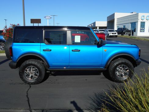 New 2025 Ford Bronco Badlands image 33