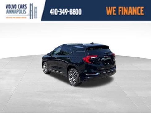 Used 2022 GMC Terrain Denali w/ Denali Premium Package AWD/4WD image 6