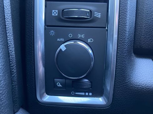 Used 2023 RAM 1500 Classic Warlock image 16