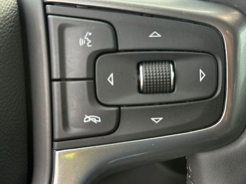 Used 2024 Chevrolet Silverado 1500 LT AWD/4WD image 19