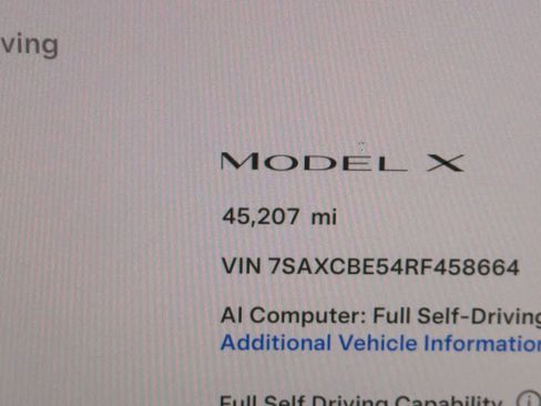 Used 2024 Tesla Model X image 25