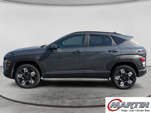 Used 2025 Hyundai Kona SEL AWD/4WD image 8