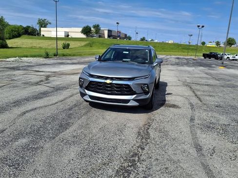 Used 2024 Chevrolet Blazer LT w/ Convenience Package FWD image 44