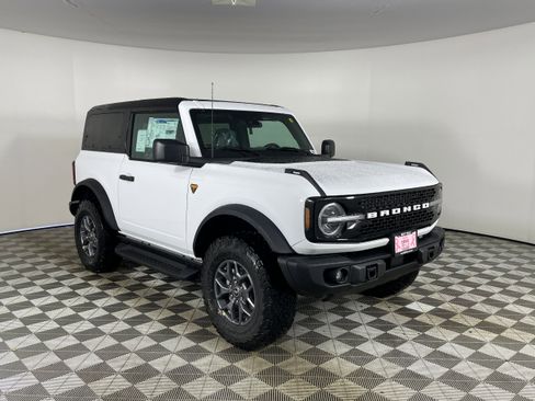 New 2025 Ford Bronco Badlands AWD/4WD image 7