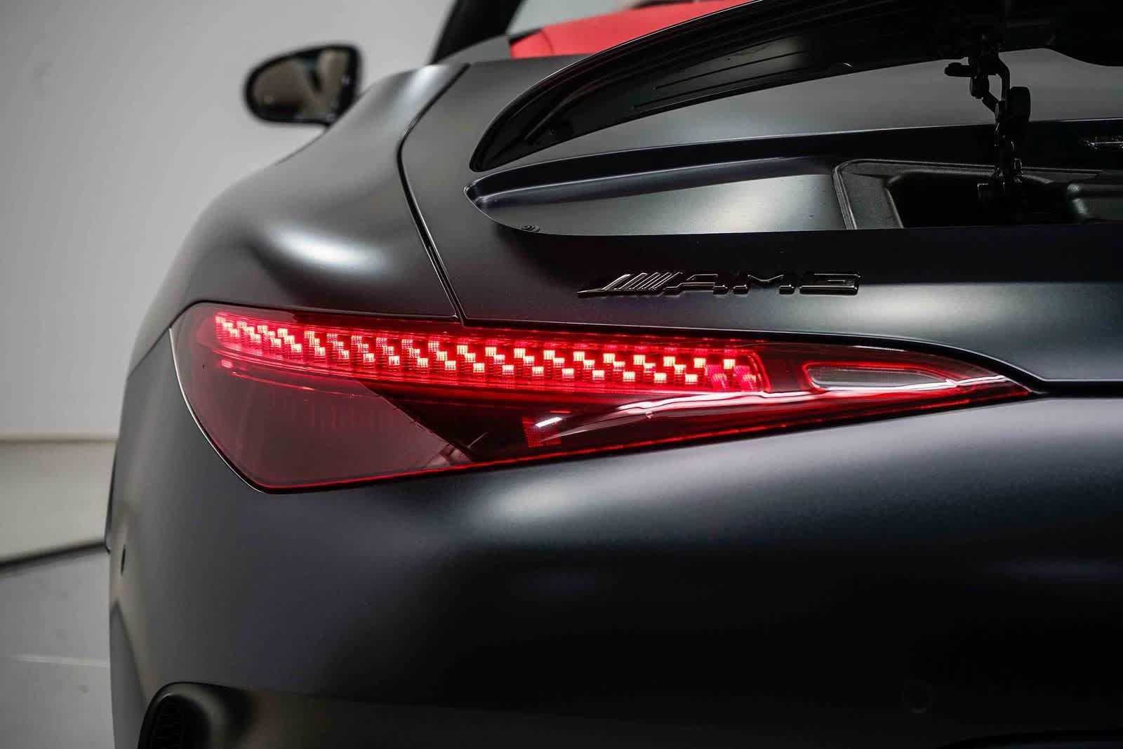 New 2026 Mercedes-Benz SL 63 AMG S e Performance 4MATIC image 9