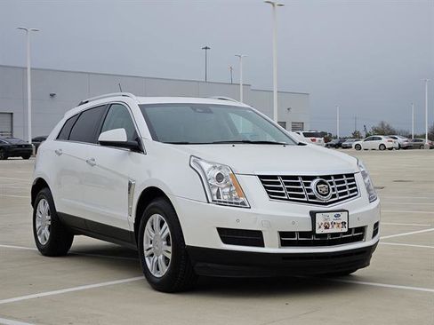 Used 2014 Cadillac SRX Luxury w/ Driver Awareness Package image 2