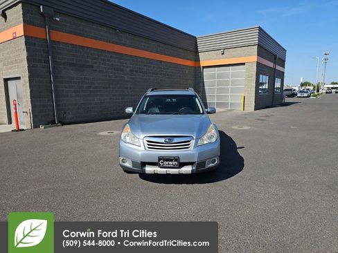 Used 2012 Subaru Outback 2.5i Limited AWD/4WD image 11