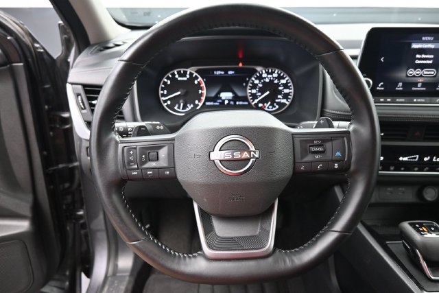 Used 2025 Nissan Rogue SV AWD/4WD image 20