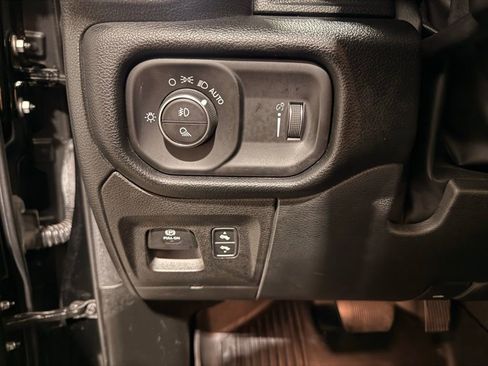 Used 2022 RAM 1500 Lone Star image 16