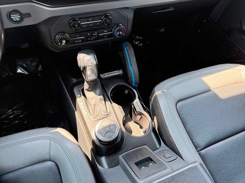 Used 2022 Ford Bronco Black Diamond AWD/4WD image 15