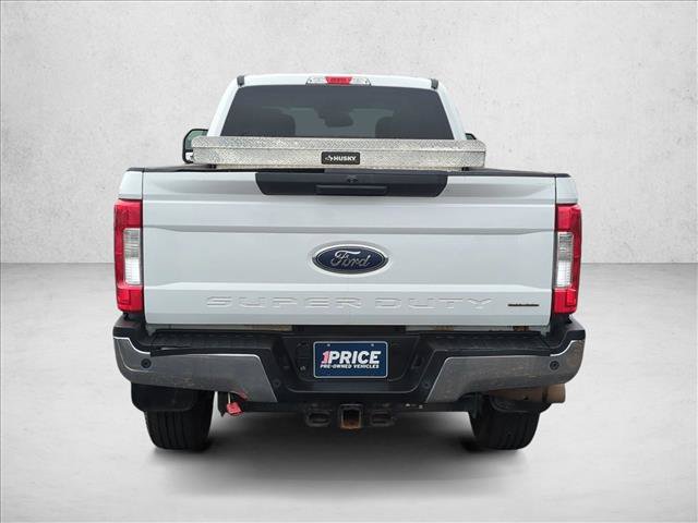 Used 2018 Ford F350 XLT w/ Camper Package AWD/4WD image 6