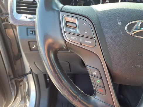 Used 2017 Hyundai Santa Fe Limited AWD/4WD image 21