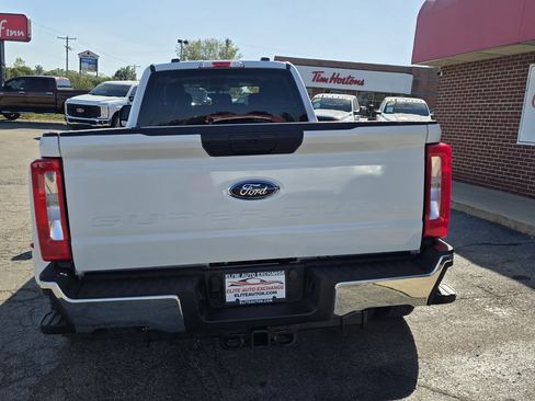 Used 2023 Ford F350 XLT image 6