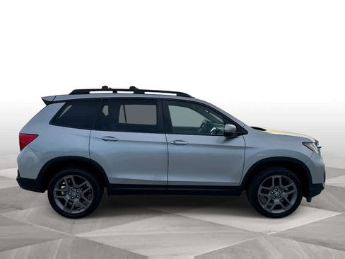 Used 2023 Honda Passport EX-L image 9