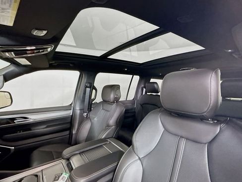 New 2026 Jeep Grand Wagoneer 4WD image 23
