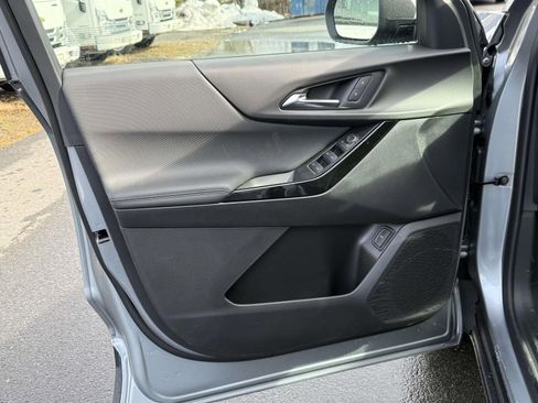 New 2026 Chevrolet Equinox LT w/ Convenience Package II image 19