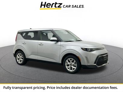 Used 2025 Kia Soul LX w/ LX Technology Package