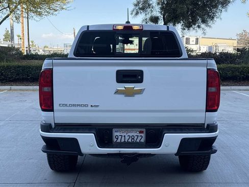 Used 2020 Chevrolet Colorado Z71 AWD/4WD image 4