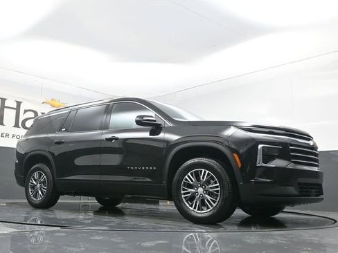 New 2026 Chevrolet Traverse LT w/ Enhanced Driving Package AWD/4WD image 2