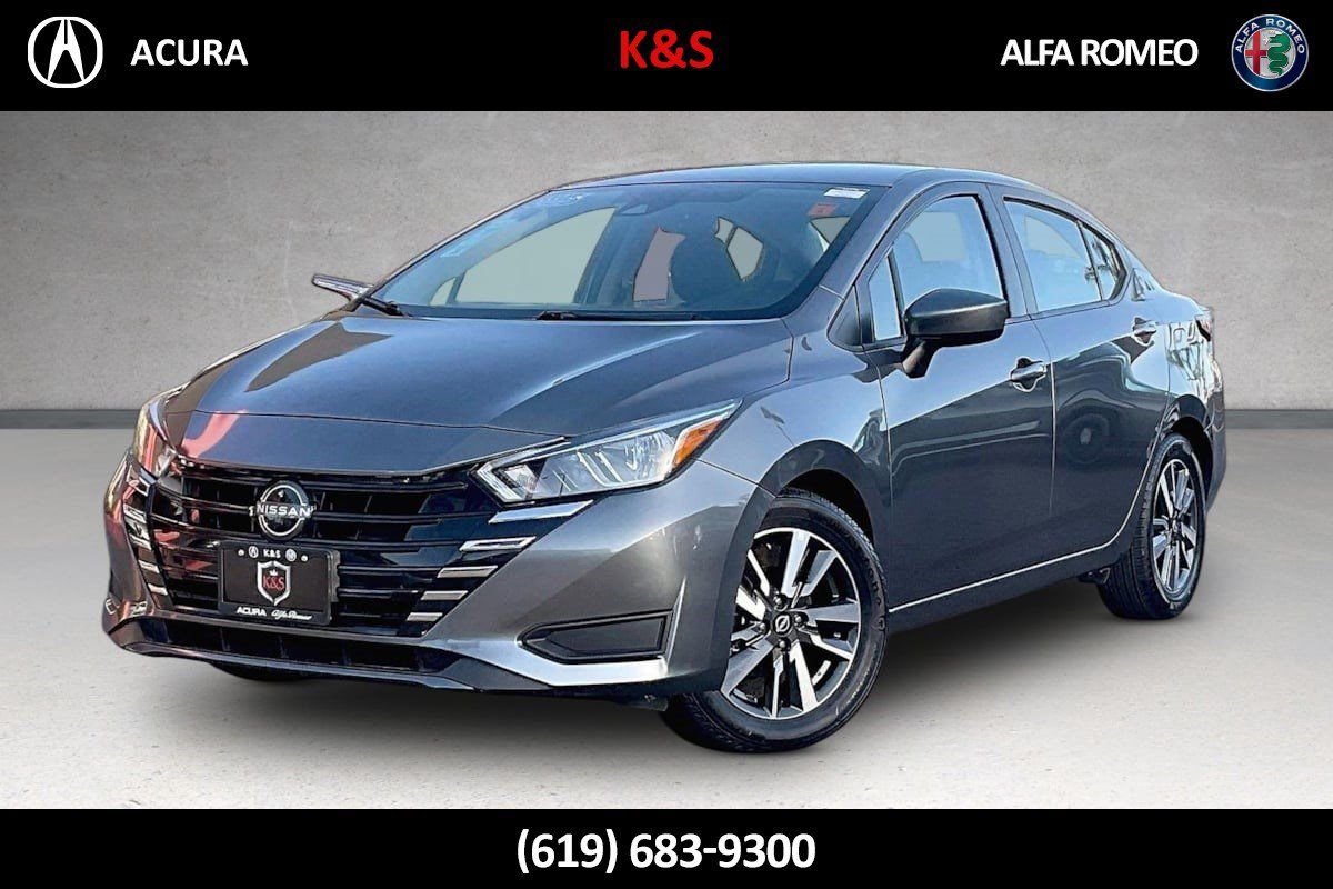 Used 2024 Nissan Versa SV FWD image 1