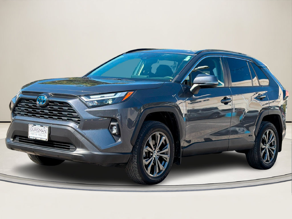 Used 2023 Toyota RAV4 XLE Premium AWD/4WD image 2