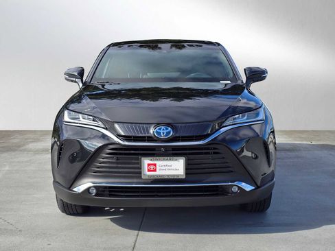 Used 2024 Toyota Venza Limited image 2