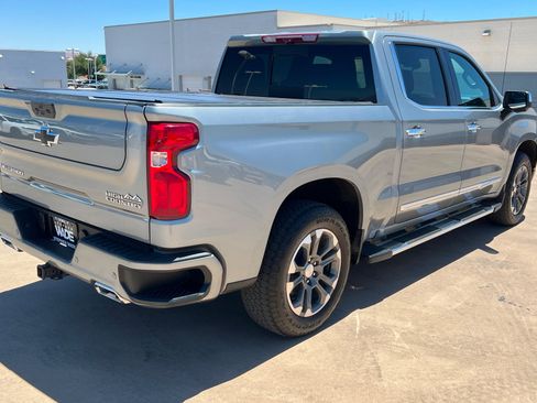 Used 2024 Chevrolet Silverado 1500 High Country w/ Technology Package AWD/4WD image 6