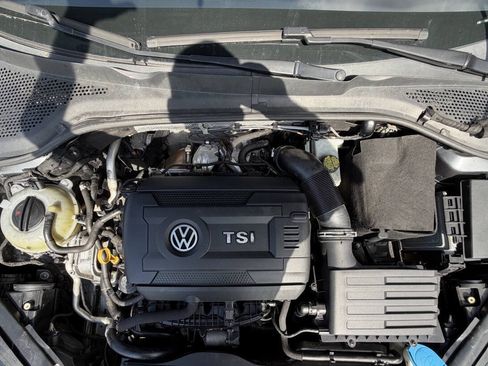 Used 2015 Volkswagen Golf S FWD image 18