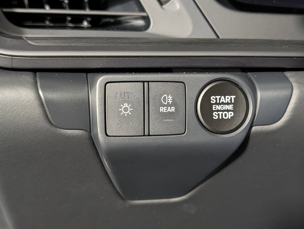 Certified 2026 Porsche 911 Carrera T RWD image 34