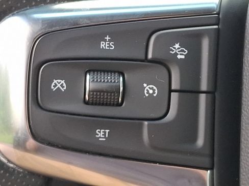 Used 2025 Chevrolet Blazer LT AWD/4WD image 21