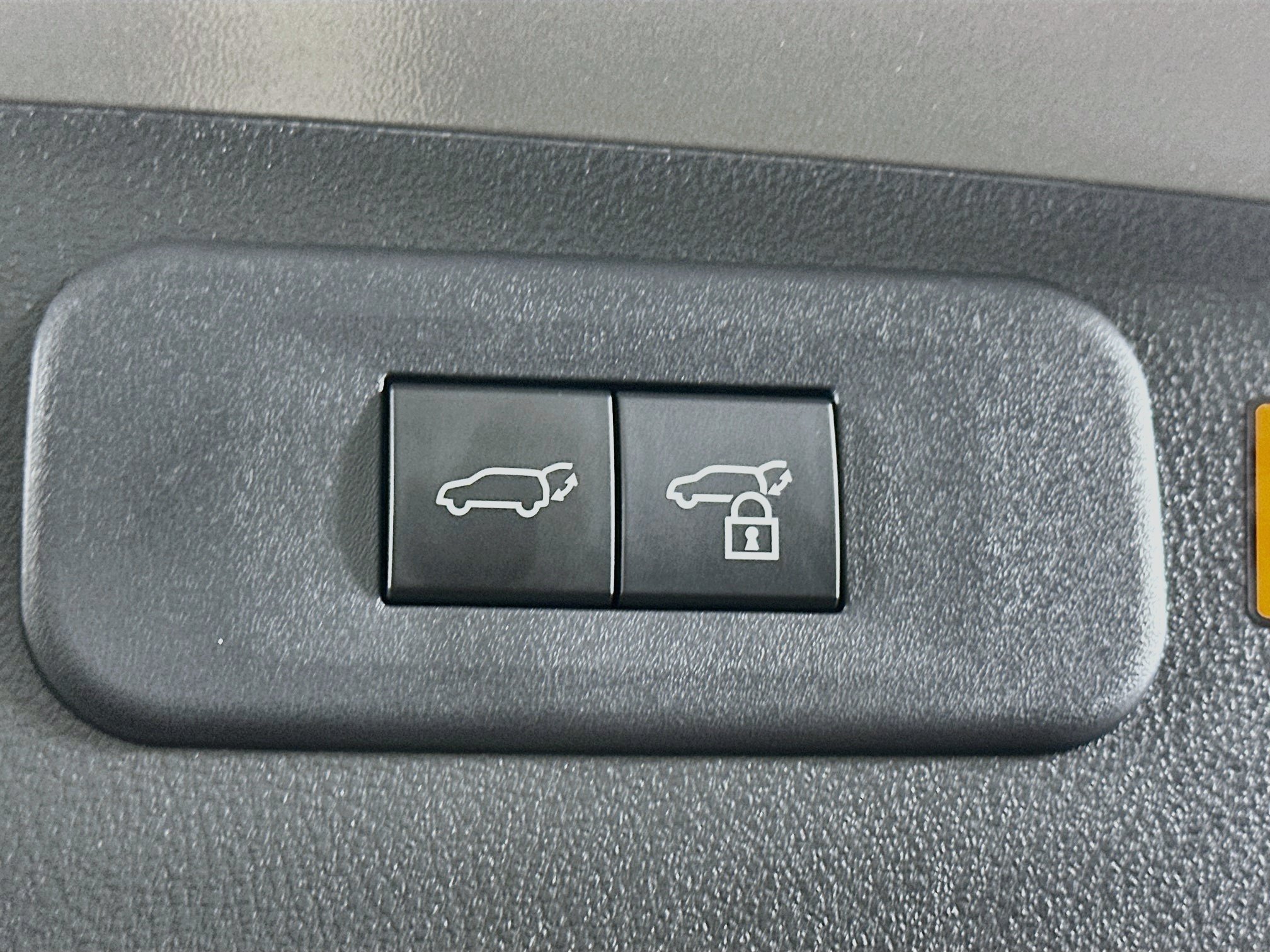 Used 2025 Lexus NX 250 FWD w/ Towing Package (2000 Lbs) image 31