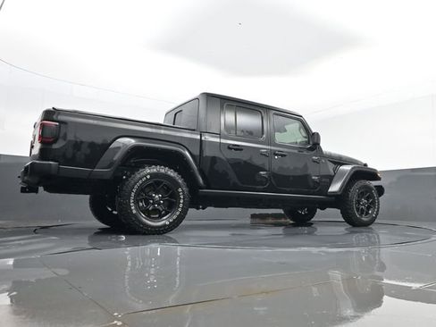Used 2024 Jeep Gladiator Sport AWD/4WD image 25