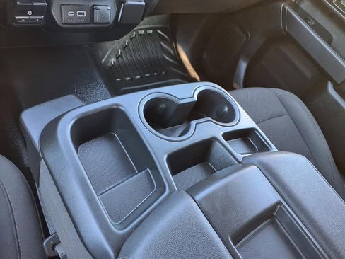 Used 2024 GMC Sierra 2500 Pro w/ Convenience Package image 26