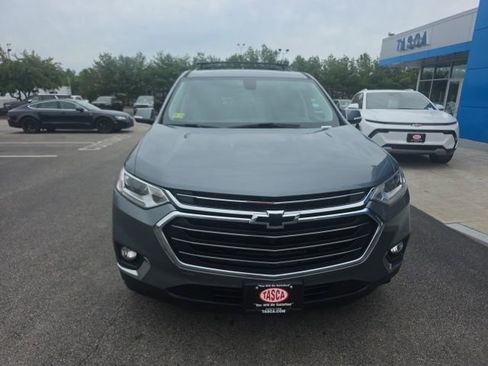 Used 2019 Chevrolet Traverse LT w/ LT Premium Package AWD/4WD image 8