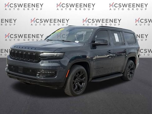 Used 2023 Jeep Wagoneer Series II image 1