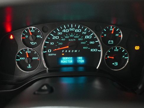 Used 2018 GMC Savana 2500 w/ Driver Convenience Package RWD image 11