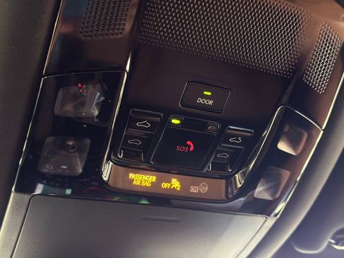 Used 2025 Lexus RX 350 Premium w/ Convenience Package FWD image 31