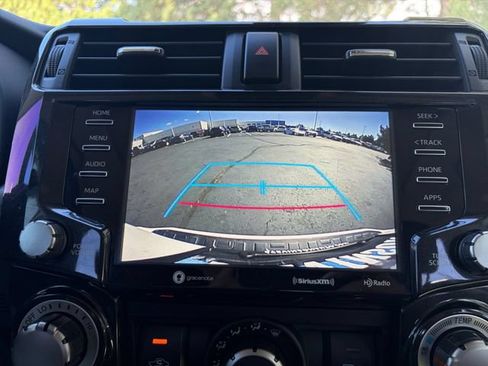 Used 2021 Toyota 4Runner Venture w/ Moonroof Package AWD/4WD image 28