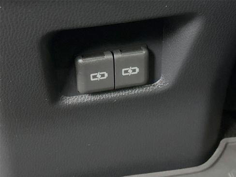 Certified 2025 Toyota RAV4 XLE image 23