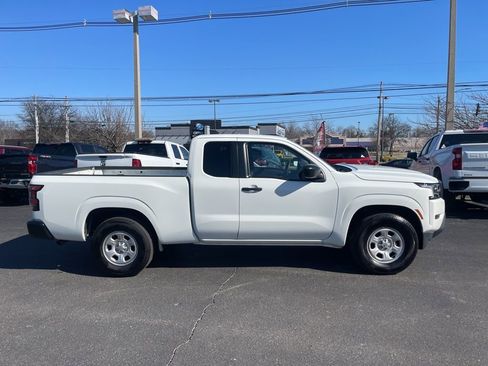 Used 2022 Nissan Frontier S image 15