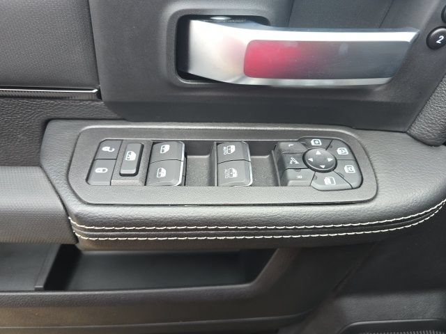 Used 2025 RAM 2500 Power Wagon AWD/4WD image 15