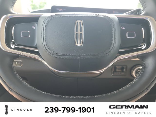 New 2027 Lincoln Navigator Premiere AWD/4WD image 23