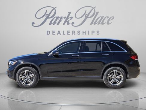Certified 2022 Mercedes-Benz GLC 300 image 2